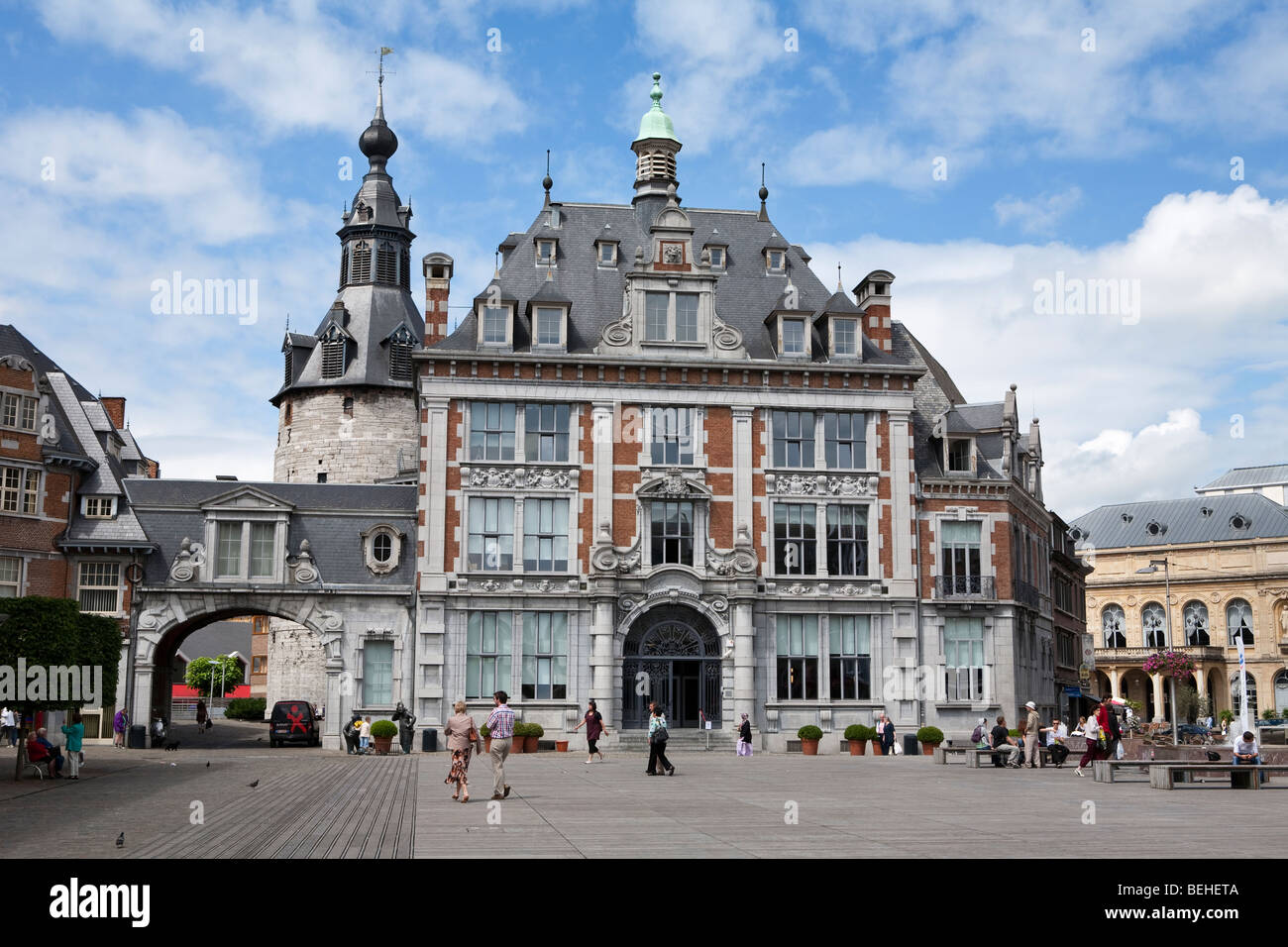 ベルギー建築写真集BELGIAN ARCHITECTS AND THEIR… Petersen Tegl: Diamonds for the Z33 Museum in Hasselt